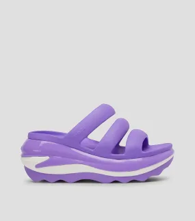 Crocs Sandalias con tacón medio de cuña Mega Crush Mujer