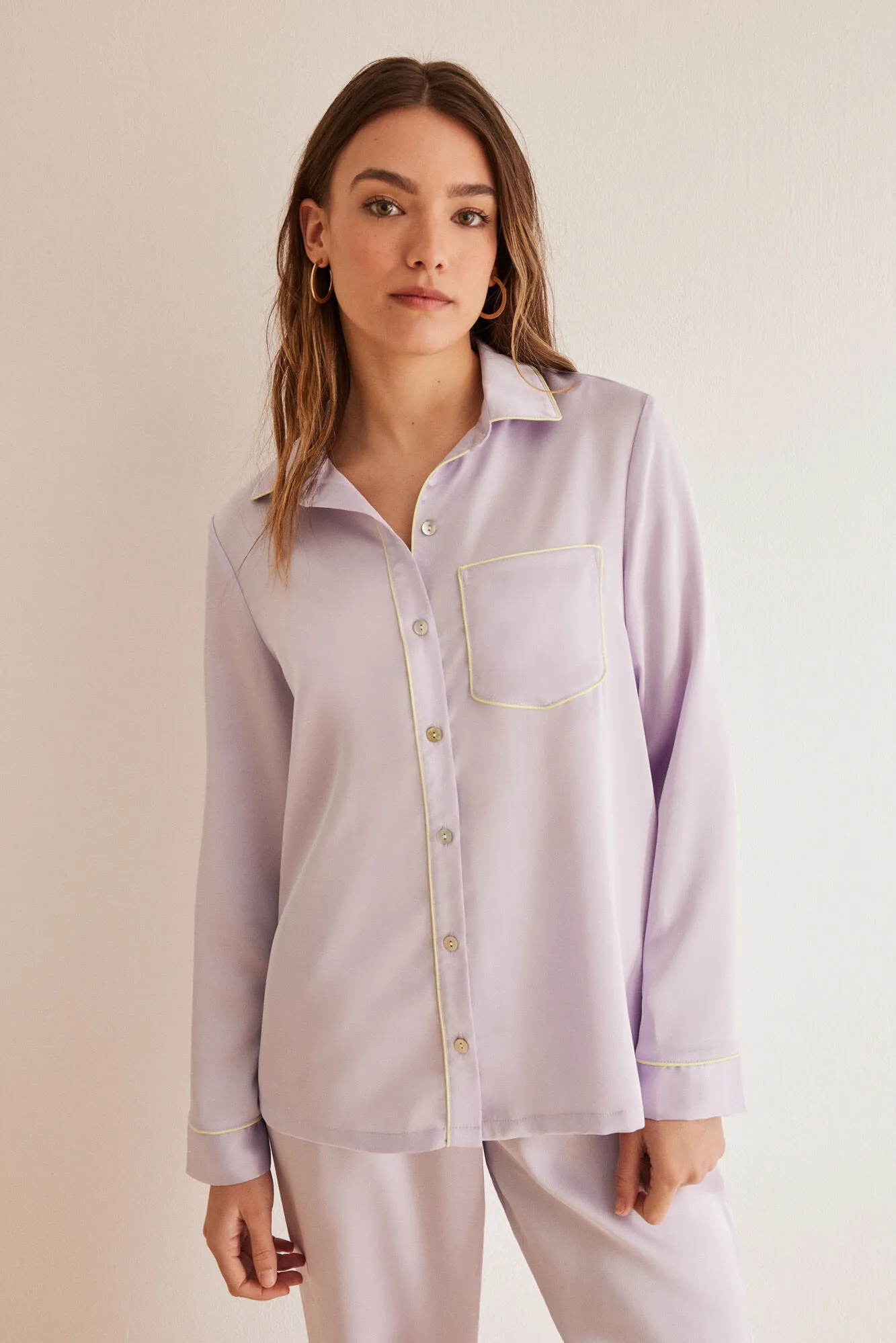 Pijama camisero satén lila 